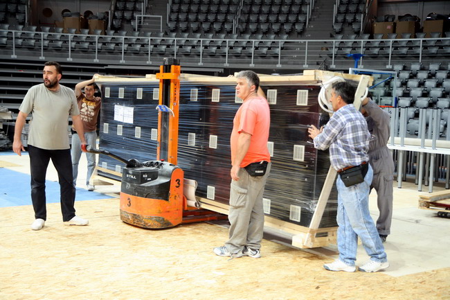 Podizanje semafora u novoj dvorani SC Visnjik Podizanje semafora u novoj dvorani SC Visnjik