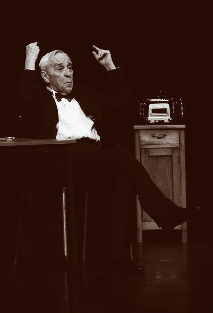 Zadar, 28.02.2013. snimio: Nenad Marčev,
PLANET ART,
Raymond Queneu,
STILSKE VJEŽBE,
Redatelj Tomislav Radić,
Igraju: Lela Margitić i Pero Kvrgić,
Dvorana HNK Zadar Zadar, 28.02.2013. snimio: Nenad Marčev,
PLANET ART,
Raymond Queneu,
STILSKE VJEŽBE,
Redatelj Tomislav Radić,
Igraju: Lela Margitić i Pero Kvrgić,
Dvorana HNK Zadar