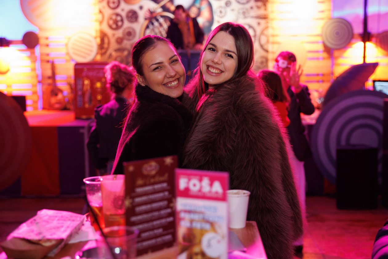 Student Advent @ Božićni gramofon Student Advent @ Božićni gramofon