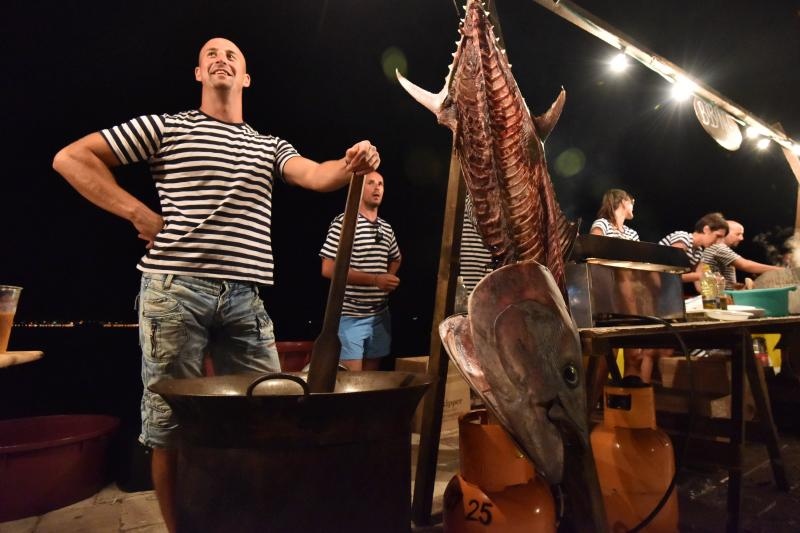 Zadar: Posljednja večer tradicionalne fešte Noć punog miseca, Photo: Dino Stanin/PIXSELL