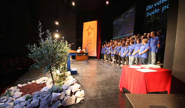 Svečana akademija u spomen na Susret hrvatske katoličke mladeži u Zadru