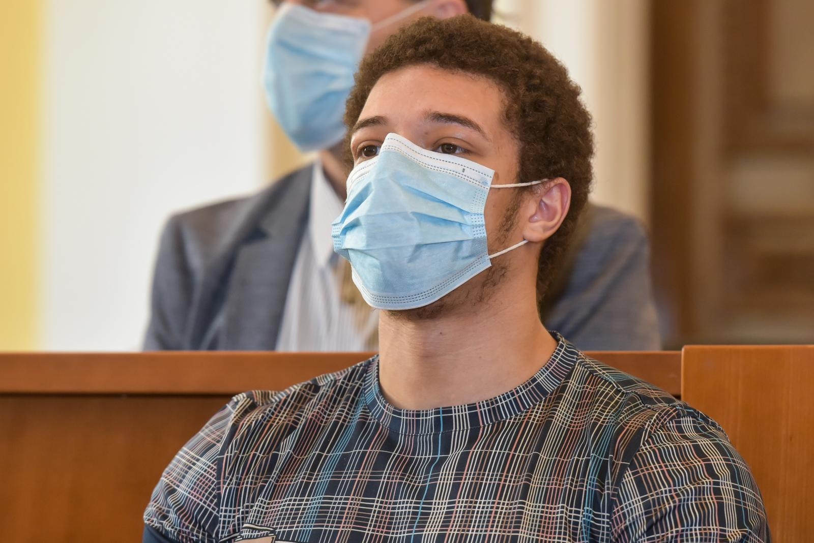 Županijski sud u Zadru: Završeno suđenje britancu Douglasu Caneu Županijski sud u Zadru: Završeno suđenje britancu Douglasu Caneu