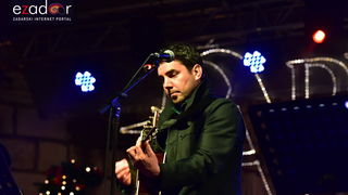 Tisuće Zadrana uživalo na krcatom Narodnom trgu i Tgu Petra Zoranića uz Tomislava Bralića i klapu Intrade Tisuće Zadrana uživalo na krcatom Narodnom trgu i Tgu Petra Zoranića uz Tomislava Bralića i klapu Intrade