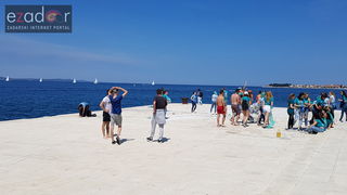 Ludijada maturanata na zadarskoj rivi