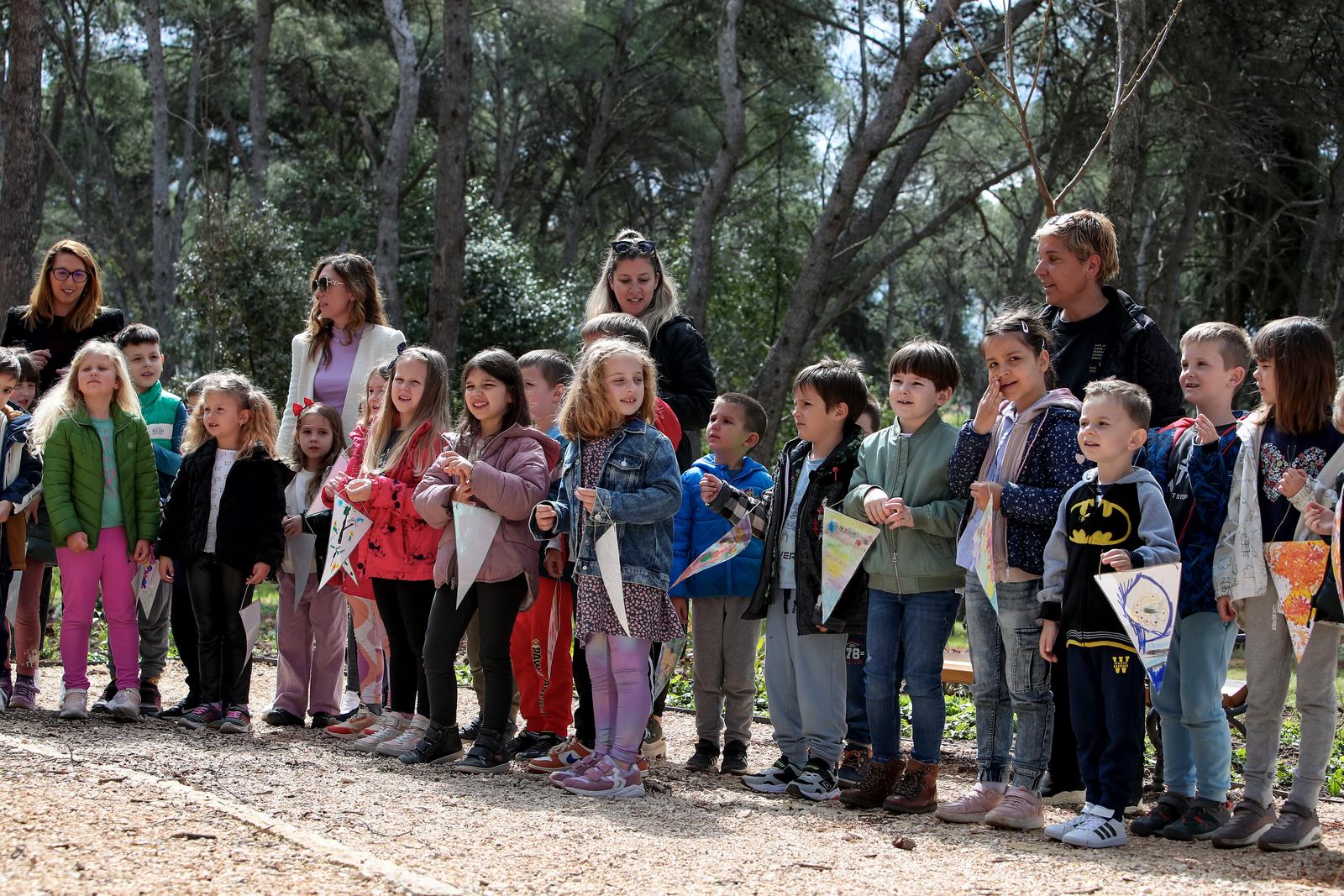 U Vruljici uređen Kišni vrt U Vruljici uređen Kišni vrt