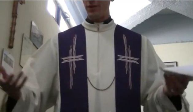 crkva i kafić, foto: screenshot youtube