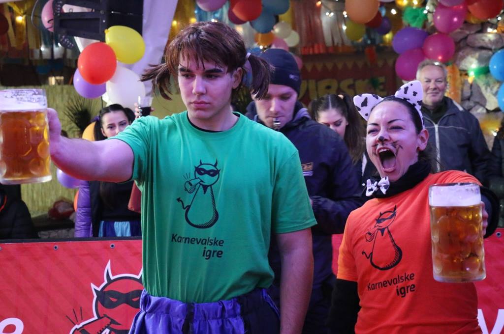 Virske maškare 2017: Karnevalske igre i koncert grupe Vista Virske maškare 2017: Karnevalske igre i koncert grupe Vista