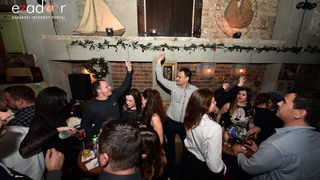 Tisuće Zadrana uživalo na krcatom Narodnom trgu i Tgu Petra Zoranića uz Tomislava Bralića i klapu Intrade Tisuće Zadrana uživalo na krcatom Narodnom trgu i Tgu Petra Zoranića uz Tomislava Bralića i klapu Intrade