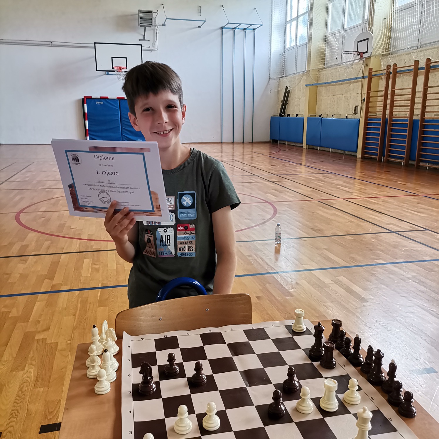 Osnovna škola Krune Krstića bila domaćin prijateljskog međuškolskog turnira u šahu Osnovna škola Krune Krstića bila domaćin prijateljskog međuškolskog turnira u šahu