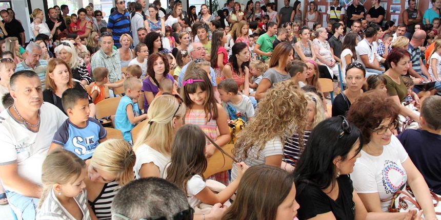 Prijem prvašića u OŠ Smiljevac Prijem prvašića u OŠ Smiljevac