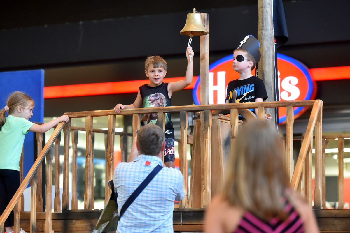 Supernova: Adio školo i dodjela ključeva dobitniku nagradne igre Supernova: Adio školo i dodjela ključeva dobitniku nagradne igre