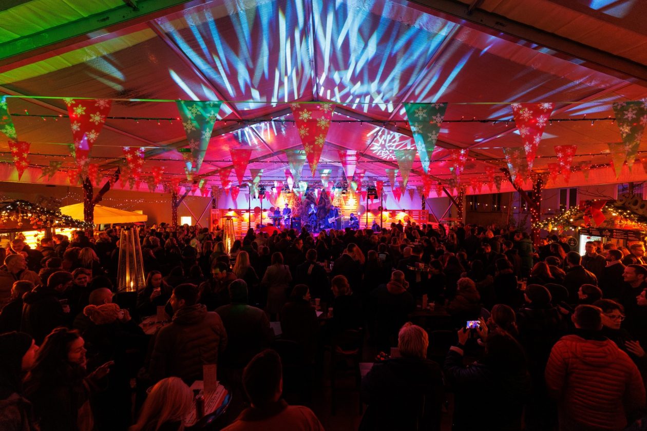 Jonathan @ Božićni gramofon Jonathan @ Božićni gramofon