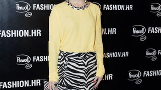 Zagreb, 150313.
Zagrebacki Velesajam.
Odrzana je treca vecer revije Perwoll Fashion.hr na kojoj su svoje kreacije predstavili Martina Felja, Morana Krklec, Young at Squat, Marina Design i Envy Room.
Na fotografiji: Ecija Ivusic.
Foto: Marko Todorov / CR Zagreb, 150313.
Zagrebacki Velesajam.
Odrzana je treca vecer revije Perwoll Fashion.hr na kojoj su svoje kreacije predstavili Martina Felja, Morana Krklec, Young at Squat, Marina Design i Envy Room.
Na fotografiji: Ecija Ivusic.
Foto: Marko Todorov / CR