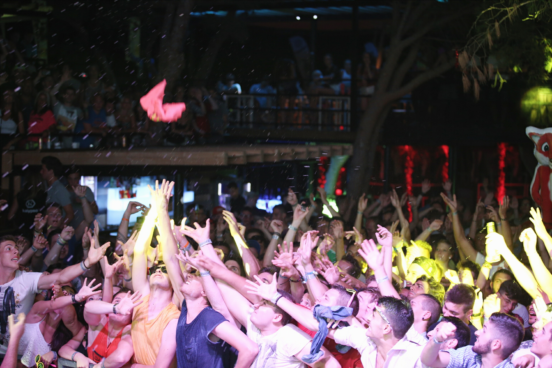 DJ Antoine zapalio Kalypso club, Foto: Bruno Zlomislić DJ Antoine zapalio Kalypso club, Foto: Bruno Zlomislić