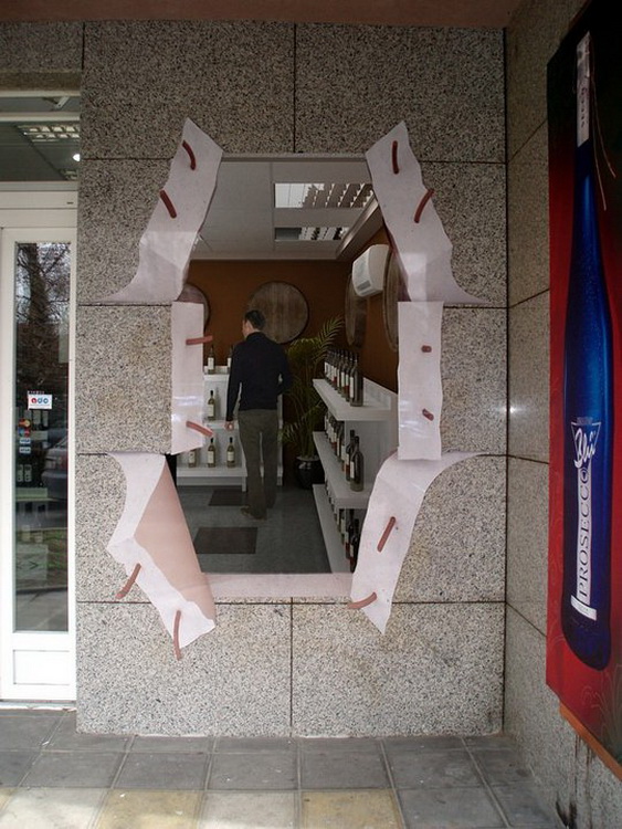 Dino Dević: Zidni murali