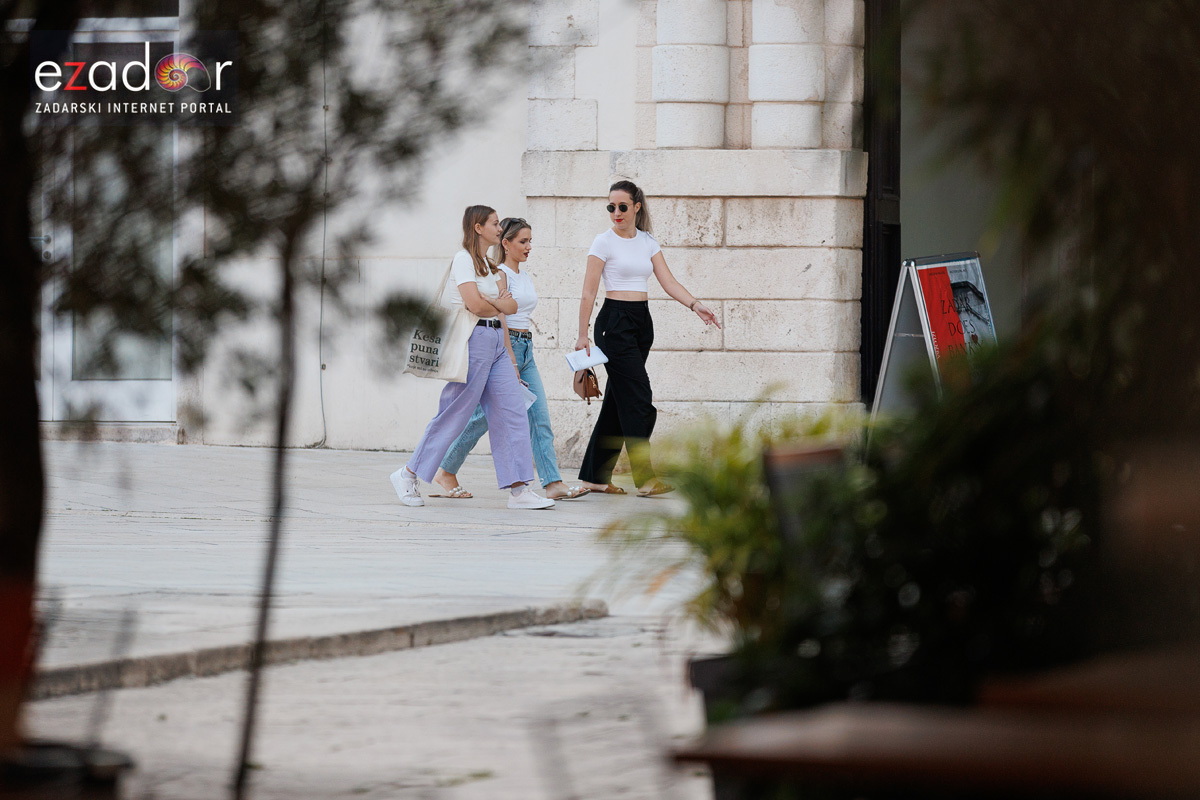 Večernji đir po gradu 3. listopada 2023. Večernji đir po gradu 3. listopada 2023.