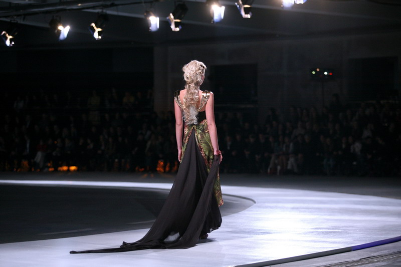 U trgovackom centru West gate sinoc zapoceo modni dogadjaj Nivea Cro A Porter. U trgovackom centru West gate sinoc zapoceo modni dogadjaj Nivea Cro A Porter.