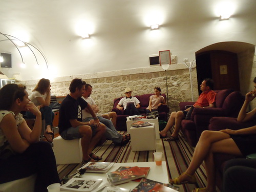 Studentski klub: DADAnti održali večer eksperimentalne poezije Studentski klub: DADAnti održali večer eksperimentalne poezije