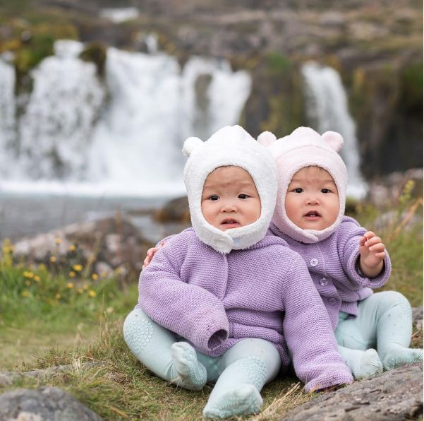 Ponosni mama I tata iz Singapura otvorili su Instagram račun kao način na koji su htjeli pratiti razvoj svojih djevojčica, koje su prijevremeno rođene Ponosni mama I tata iz Singapura otvorili su Instagram račun kao način na koji su htjeli pratiti razvoj svojih djevojčica, koje su prijevremeno rođene