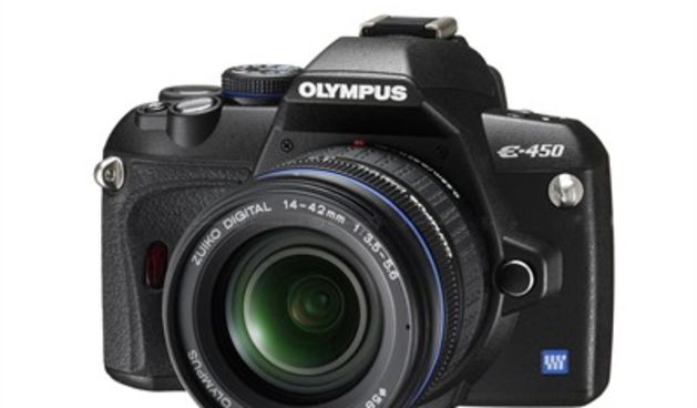 Olympus fotoaparat (Foto: tportal.hr)