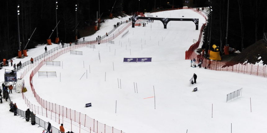 Zagreb, 040113.
Sljeme – Vip Snow Queen Trophy 2013.
Sljeme uoci devete slalomske utrke FIS Svjetskog kupa.
Na fotografiji: staza uoci utrke.
Foto: Damir Krajac / CROPIX Zagreb, 040113.
Sljeme – Vip Snow Queen Trophy 2013.
Sljeme uoci devete slalomske utrke FIS Svjetskog kupa.
Na fotografiji: staza uoci utrke.
Foto: Damir Krajac / CROPIX