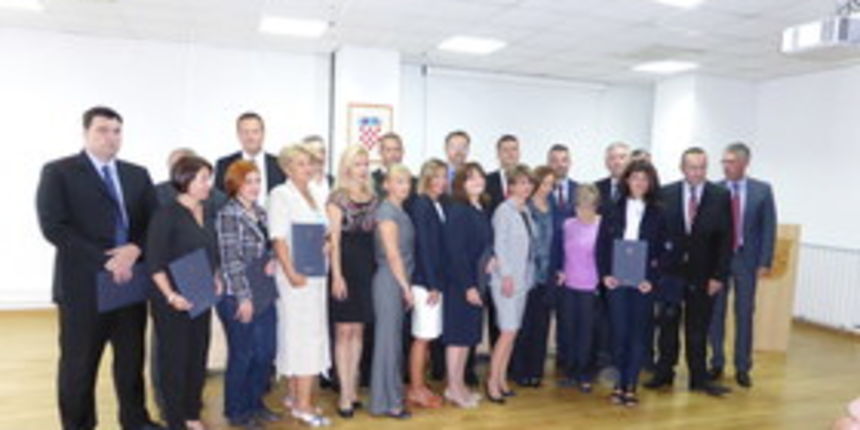 Ministarstvo zdravlja nagradilo 27 liječnika priznanjima za izvanredan doprinos zdravstvenom sustavu