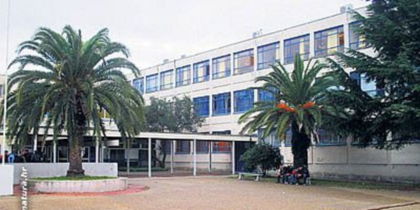 Hotelijersko turisticka skola Hotelijersko turisticka skola