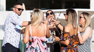 Cosmopolitan pool party @ Hotel Radisson Blue