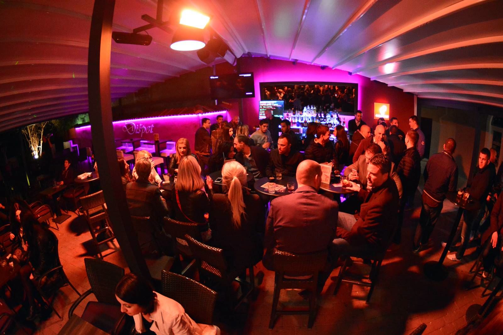 FIMBA After party na Narodnom trgu uz bend Songbusters FIMBA After party na Narodnom trgu uz bend Songbusters