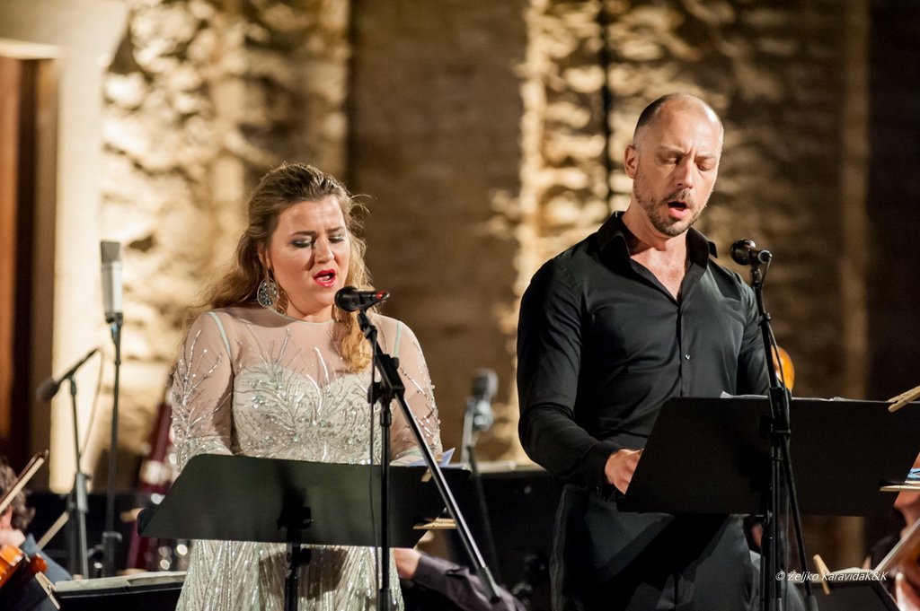 Veličanstvenim koncertom “Opera je u zraku” otvorene 57. Glazbene večeri u sv. Donatu