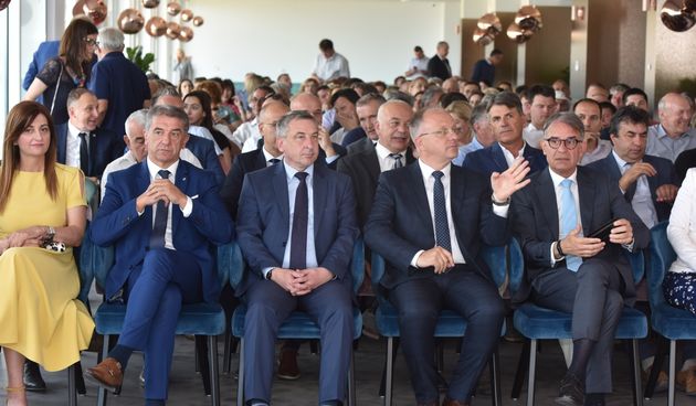 Svečana sjednica grada Novalje