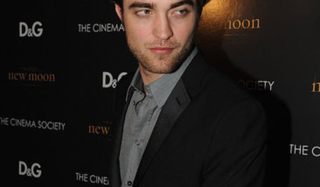 Robert Pattinson (coutorture.com)