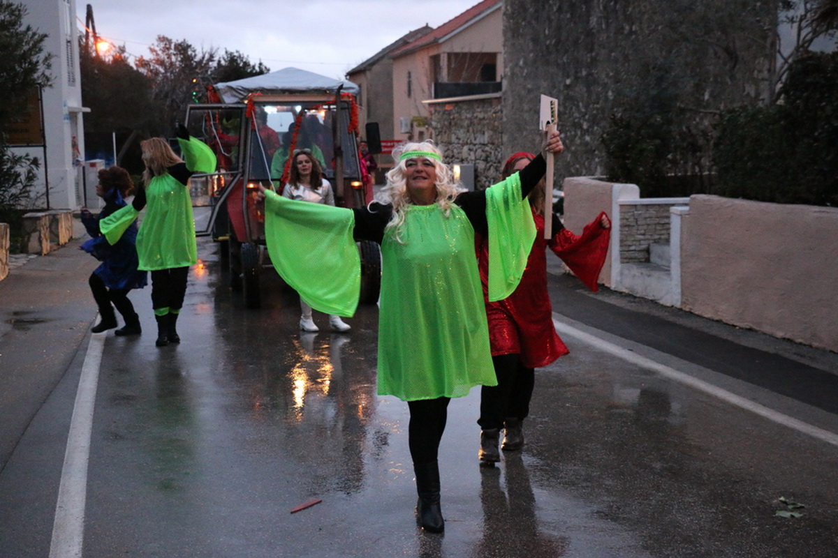 Virske maškare 2018: Defile maškaranih skupina i fešta uz “Koktelse”