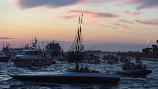 Svečani doček zadarskih Vatrenih: Jedrenjakom Branimir plovili od Gradskog mosta do gata na zadarskoj rivi