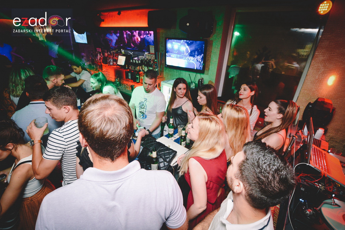 Saturday with DJ Andy Boy @ Svarog Bar