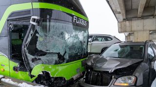 Lančani sudar autobusa i pet automobila kod Gospića