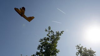 Visocane, 080811.
VOC Zadar zaprimio je danas nesto iza 13 sati dojavu o pozaru otvorenog prostora kod mjesta Visocane. Gori hrastova suma. U gasenju sudjeluju JVP Zadar i DVD Pljusak s 20 vatrogasaca i 5 vatrogasnih vozila, a ocekuje se i dolazak vatroga