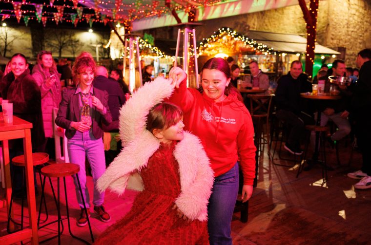 Student Advent @ Božićni gramofon