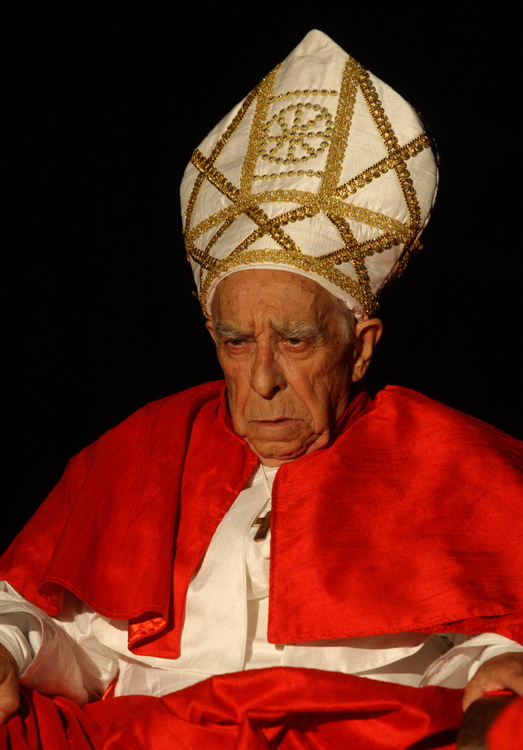 Zadar, 181010.
Kazalista lutaka Zadar u crkvi Sv. Dominika, veceras je premijerno izvelo predstava Michelangelo Buonarroti nastala prema drami Miroslava Krleze. Reziju i prilagodbu teksta potpisuje Drazen Ferencina, Michelangela igra Zlatko Kosta, a lik p Zadar, 181010.
Kazalista lutaka Zadar u crkvi Sv. Dominika, veceras je premijerno izvelo predstava Michelangelo Buonarroti nastala prema drami Miroslava Krleze. Reziju i prilagodbu teksta potpisuje Drazen Ferencina, Michelangela igra Zlatko Kosta, a lik p