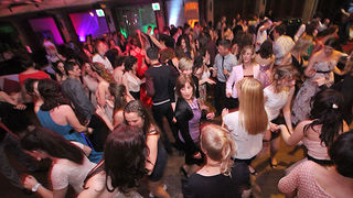 Maturalna večer Gimnazije Vladimira Nazora (foto:Saša Čuka) Maturalna večer Gimnazije Vladimira Nazora (foto:Saša Čuka)