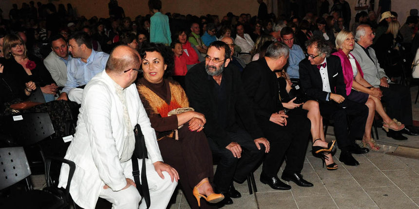 Zadar, 28.06.2013. snimio: Nenad Marčev,
19. Zadarsko kazališno ljeto
Zagrebačka filharmonija
SALSA FILARMÓNICA
Dirigent: Alan Bjelinski
Nastupili: Ricardo Luque
Olvido Ruiz Castellanos (Kuba)
Poljana Šime Budinića Zadar, 28.06.2013. snimio: Nenad Marčev,
19. Zadarsko kazališno ljeto
Zagrebačka filharmonija
SALSA FILARMÓNICA
Dirigent: Alan Bjelinski
Nastupili: Ricardo Luque
Olvido Ruiz Castellanos (Kuba)
Poljana Šime Budinića