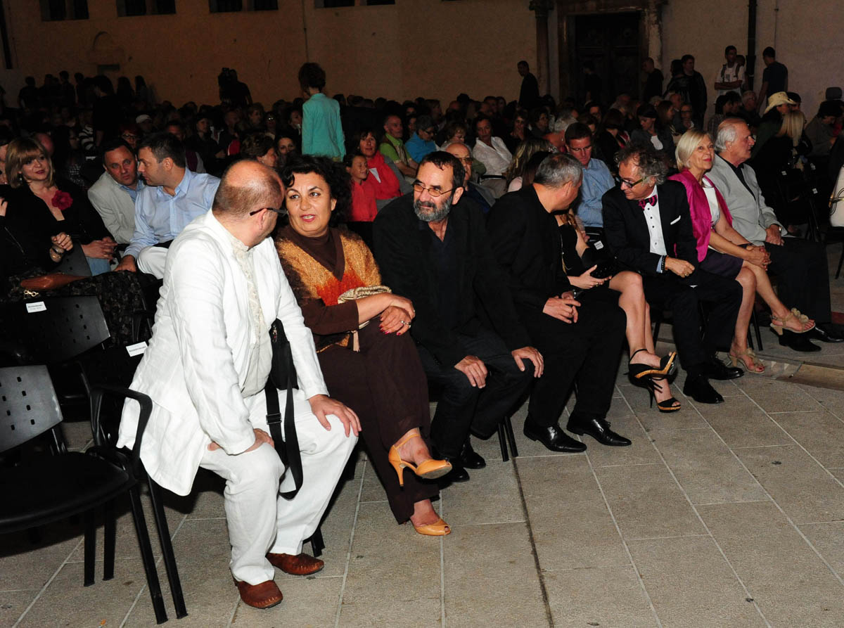 Zadar, 28.06.2013. snimio: Nenad Marčev, 
19. Zadarsko kazališno ljeto 
Zagrebačka filharmonija 
SALSA FILARMÓNICA 
Dirigent: Alan Bjelinski 
Nastupili: Ricardo Luque 
Olvido Ruiz Castellanos (Kuba) 
Poljana Šime Budinića