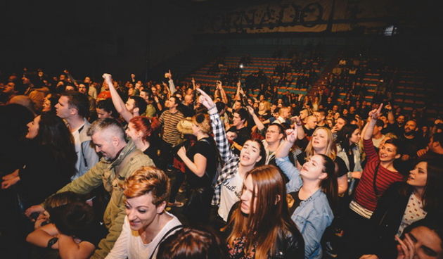 Hladno pivo je u dvorani Jazine odradilo vrhunski dvosatni koncert na oduševljenje publike