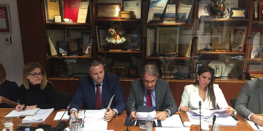 Turističko vijeće usvojilo prijedlog Godišnjeg programa rada HTZ-a za 2018. godinu Turističko vijeće usvojilo prijedlog Godišnjeg programa rada HTZ-a za 2018. godinu