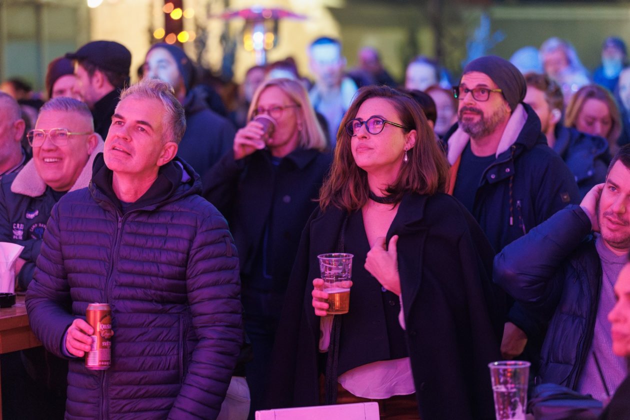 Jonathan @ Božićni gramofon Jonathan @ Božićni gramofon