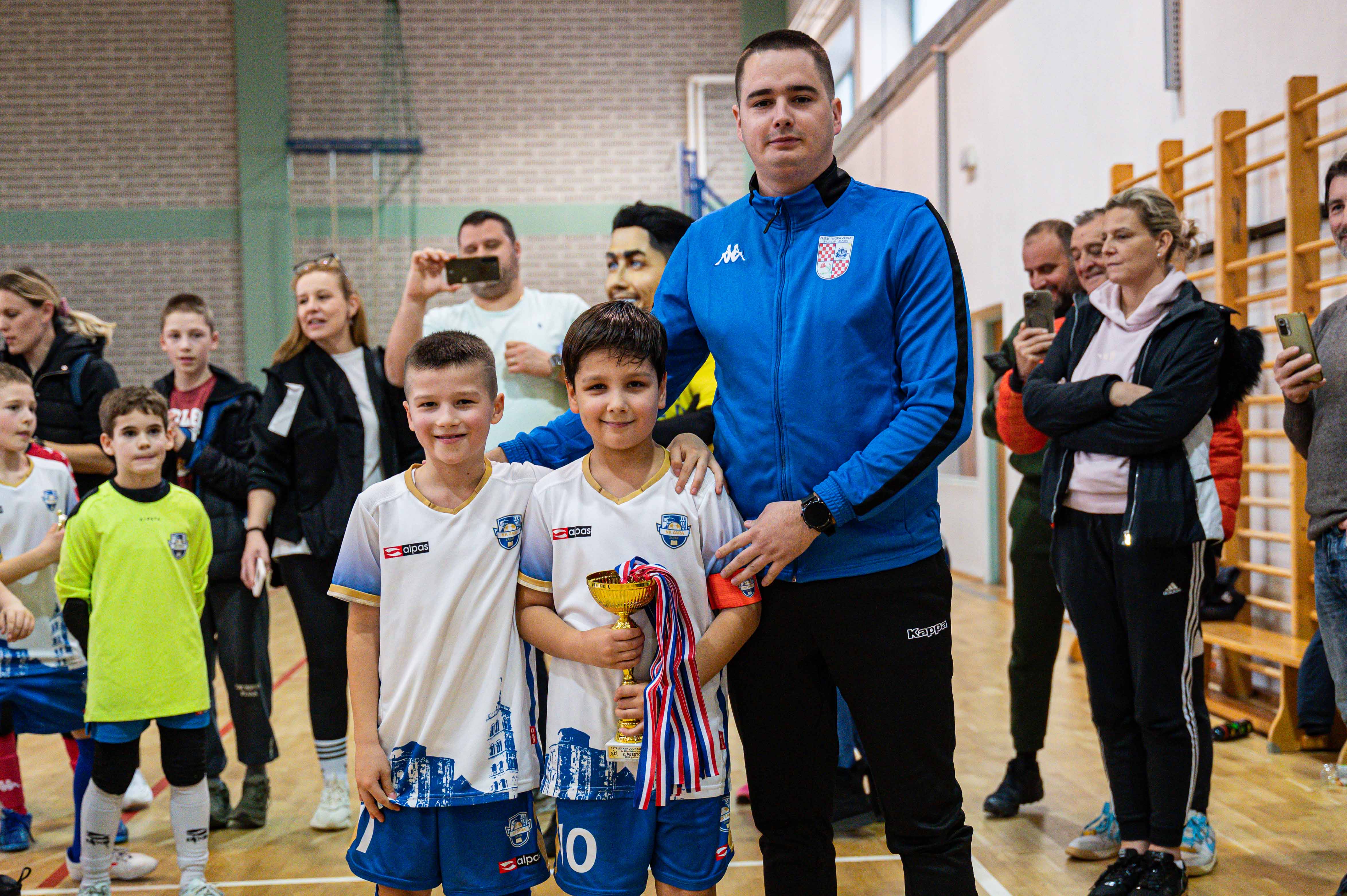 1.Cateleya indoor Cup 1.Cateleya indoor Cup