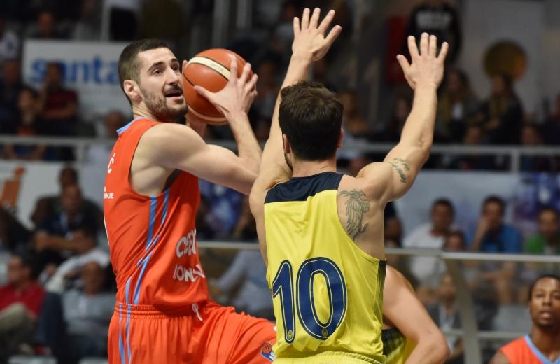 ZDBT 2016: KK Cedevita – Fenerbahce 77-88. Photo: Hrvoje Jelavić/PIXSELL ZDBT 2016: KK Cedevita – Fenerbahce 77-88. Photo: Hrvoje Jelavić/PIXSELL