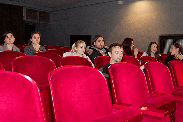 Hrvatsko narodno kazalište Zadar traži nove mlade talente za glumačku radionicu, sinoć smo pratili audiciju na kojoj su se budućoj mentorici, glumici Jasni Ančić, predstavili ženske kandidatkinje, foto Leo Banićć