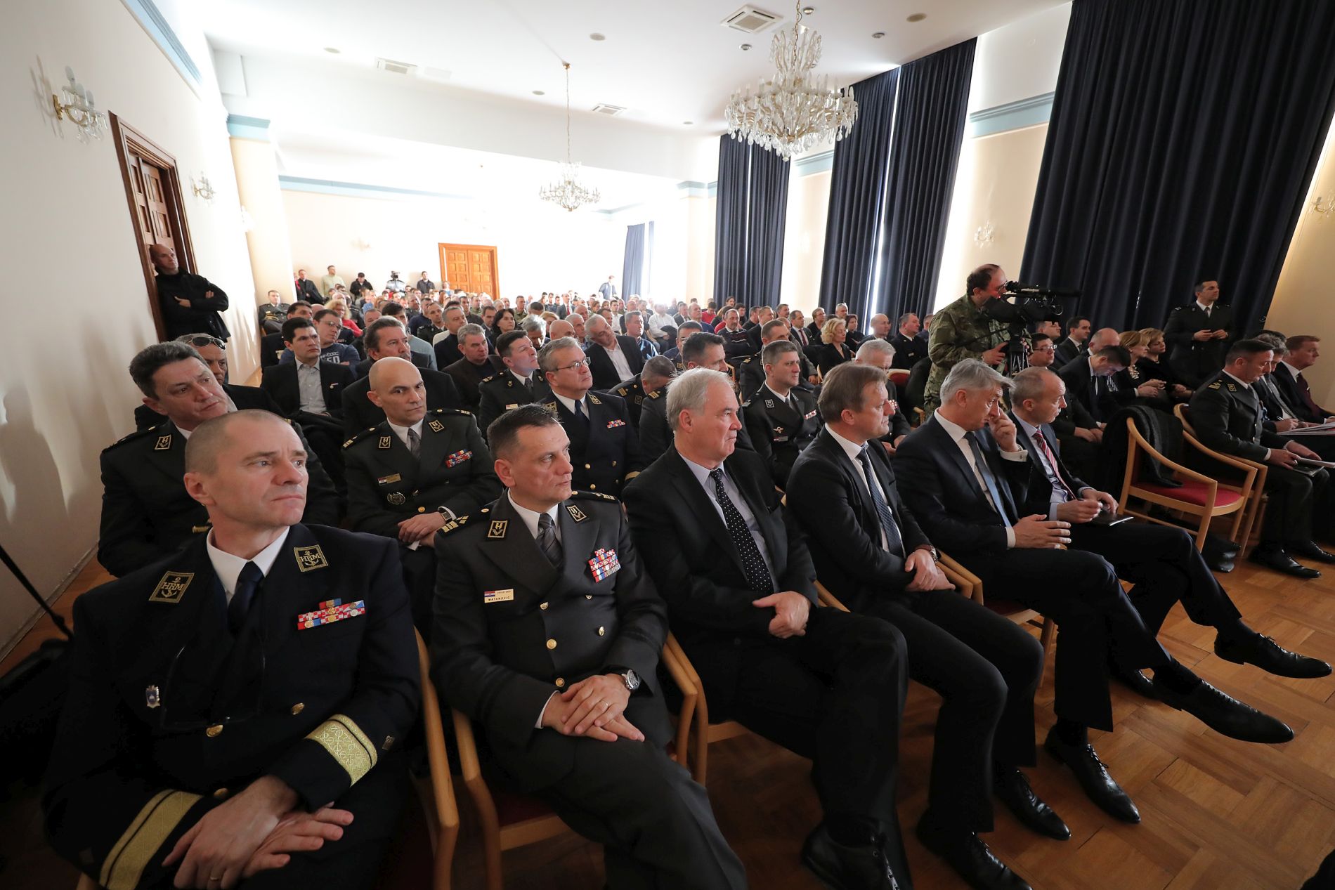 Na Sveučilištu u Zadru održan znanstveni kolokvij o VRO Maslenica