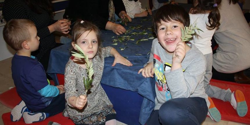 Radionica pletenja maslininih grančica, foto: NMZ arhiva Radionica pletenja maslininih grančica, foto: NMZ arhiva